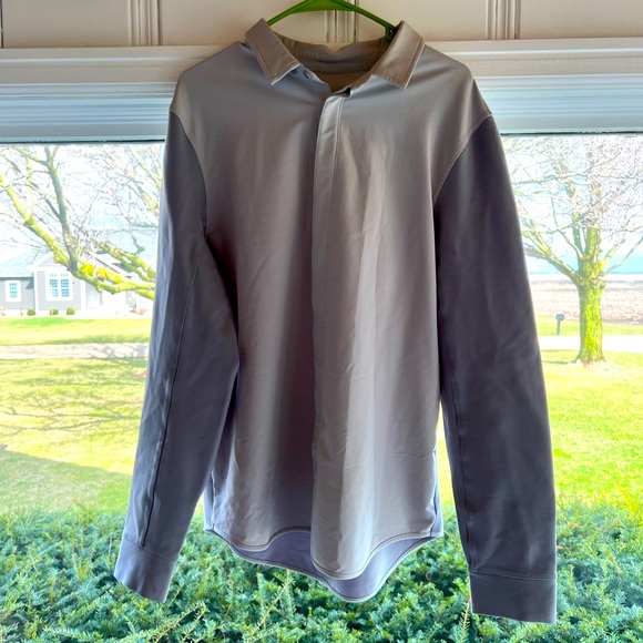 Lululemon Mens Button Down Shirt (hidden buttons) - Picture 1 of 4